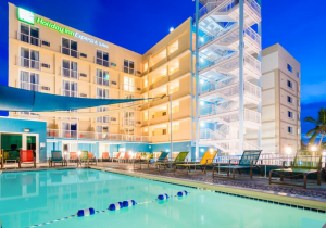 Holiday Inn Express And Suites Nassau