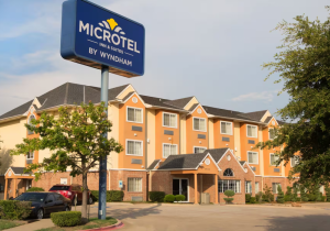 Microtel Inn And Suites Dallas Garland